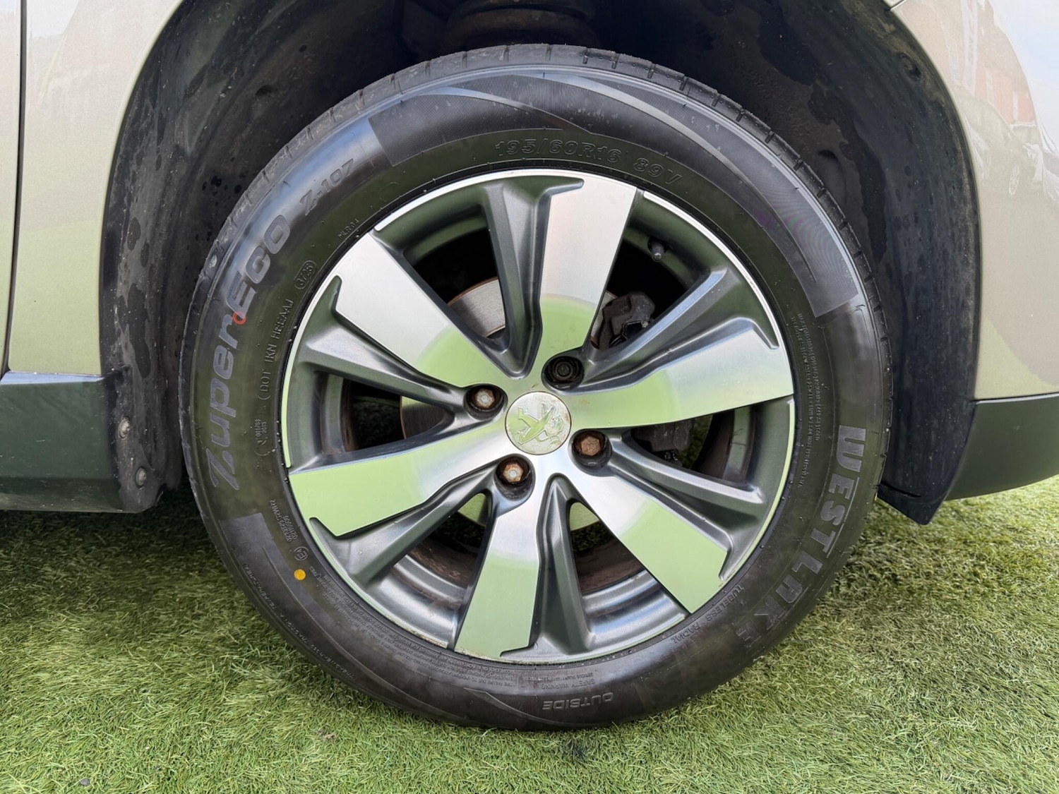 Used Peugeot 2008 2013 for sale - 77411642: Photo 47