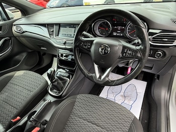 Used Vauxhall Astra 2017 for sale - 75376929: Photo