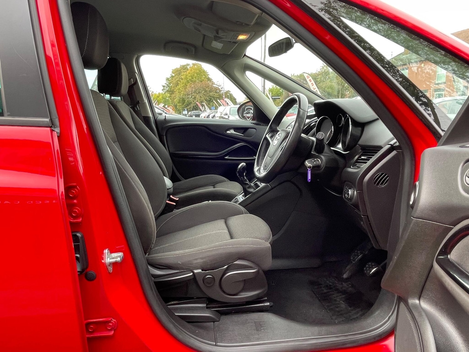 Used Vauxhall Zafira Tourer 2015 for sale - 76042531: Photo 21