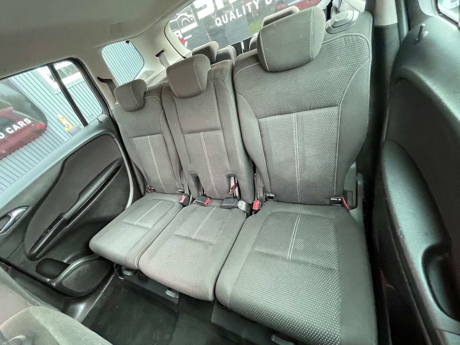 Used Vauxhall Zafira Tourer 2015 for sale - 76042531: Photo 30