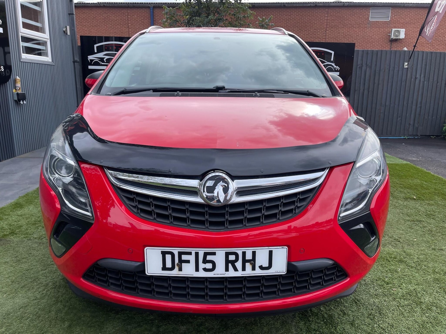 Used Vauxhall Zafira Tourer 2015 for sale - 76042531: Photo 6