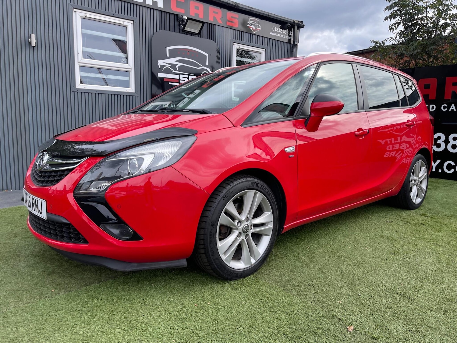 Used Vauxhall Zafira Tourer 2015 for sale - 76042531: Photo 8