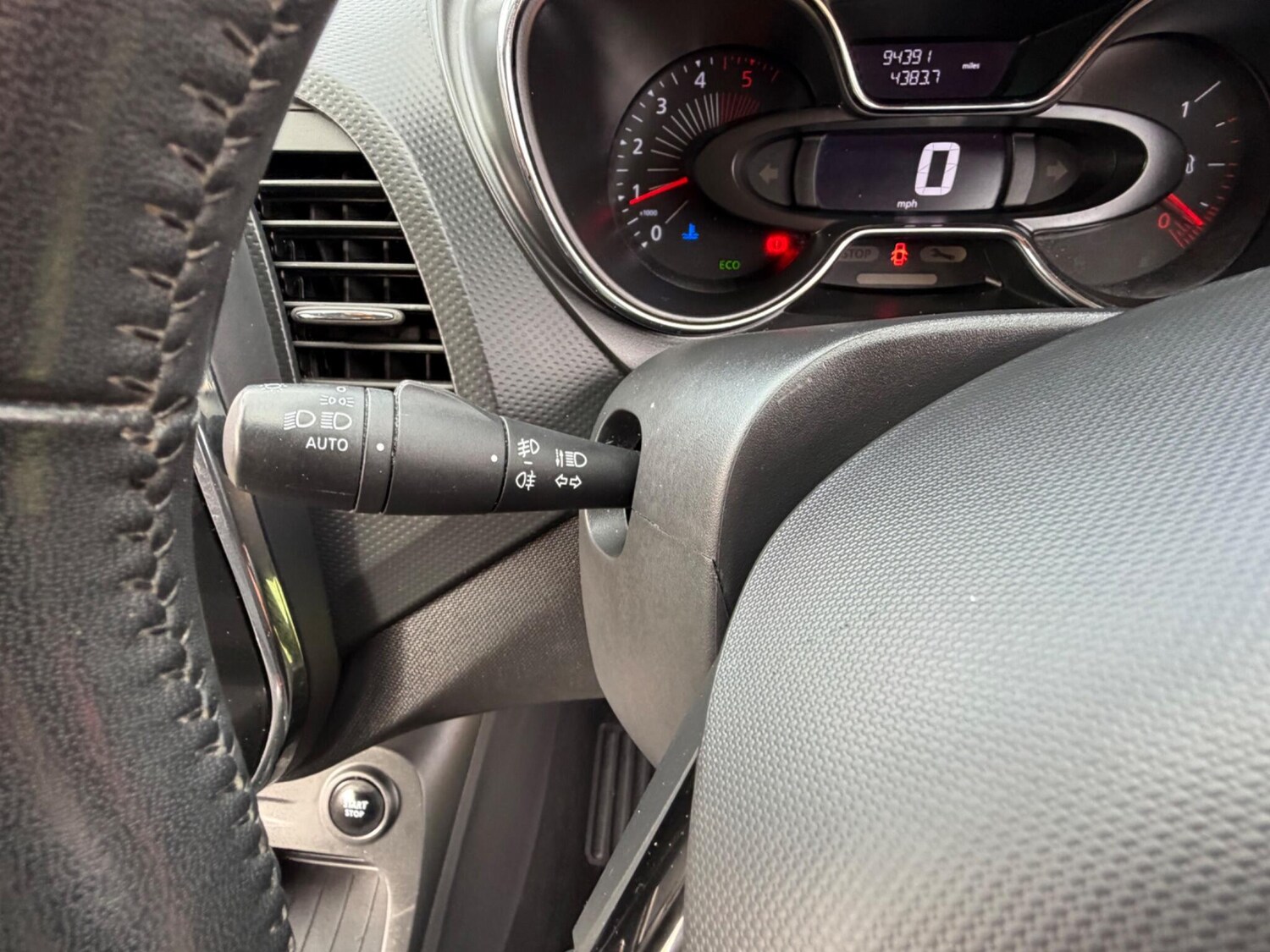 Used Renault Captur for sale - 77909191: Photo 23