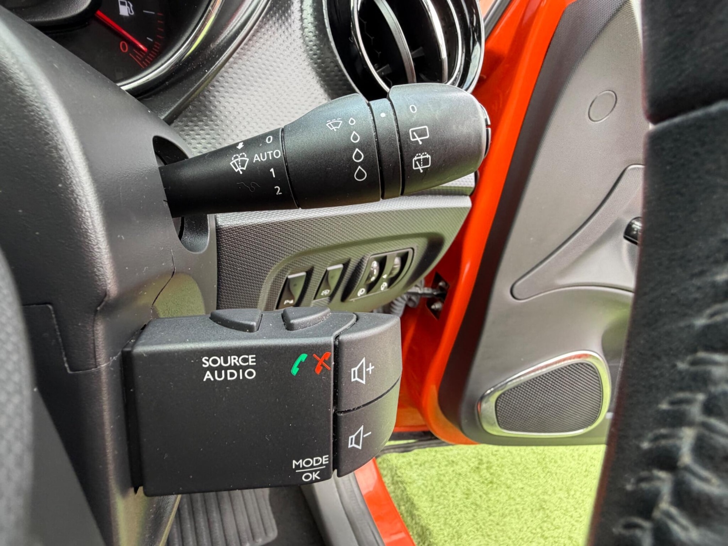 Used Renault Captur for sale - 77909191: Photo 24