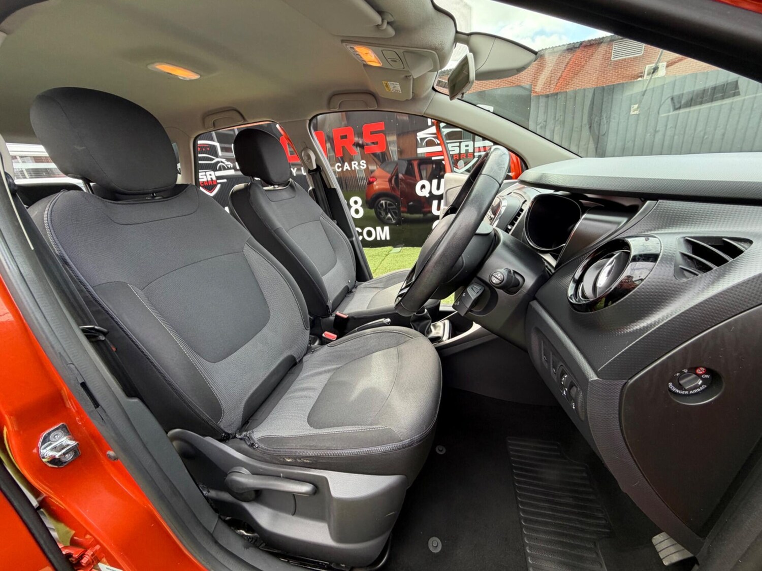 Used Renault Captur for sale - 77909191: Photo 28