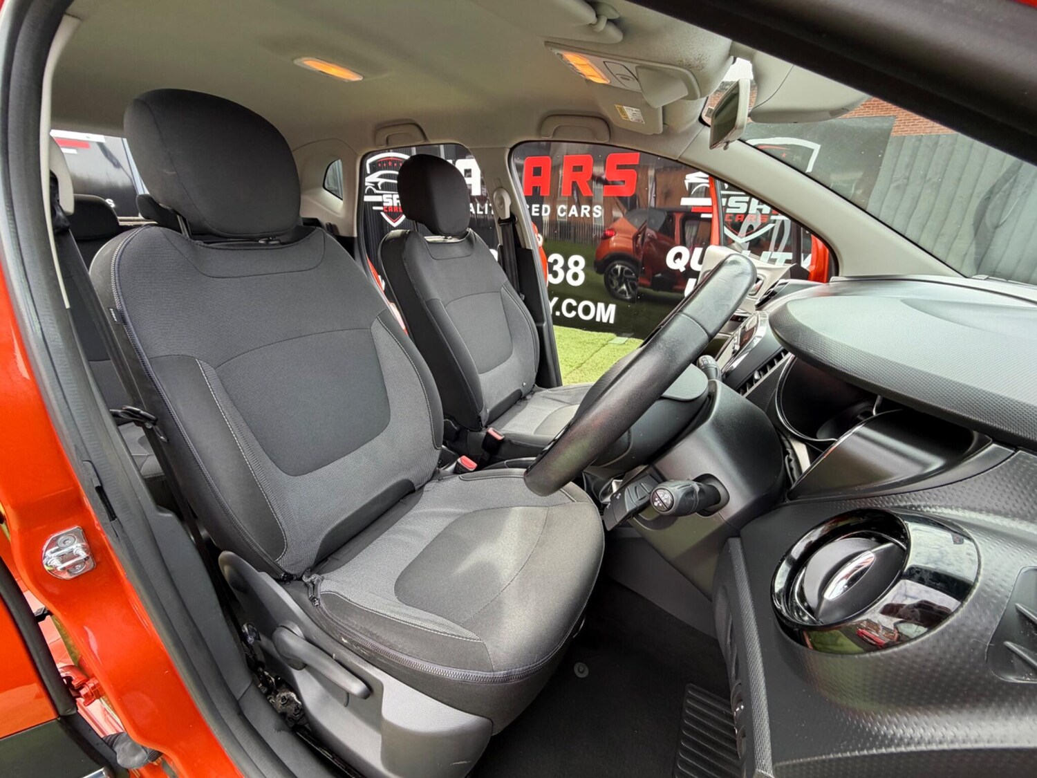 Used Renault Captur for sale - 77909191: Photo 29