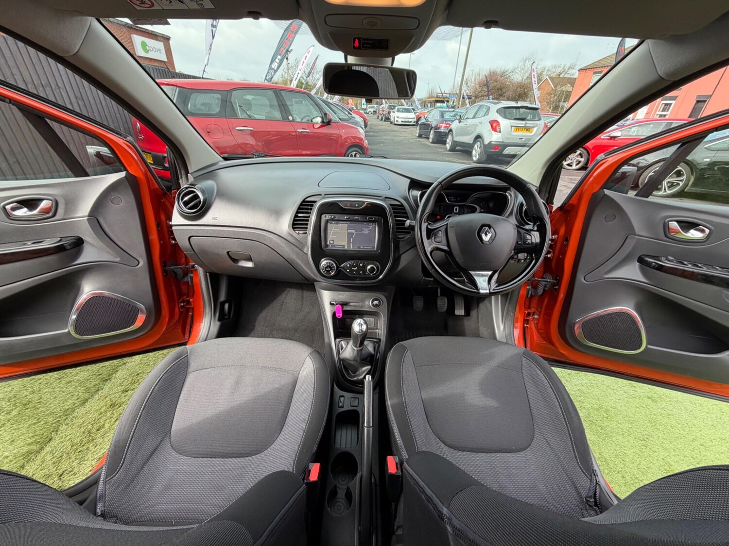 Used Renault Captur for sale - 77909191: Photo 37