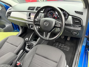 Used Skoda Fabia 2015 for sale - 77695455: Photo