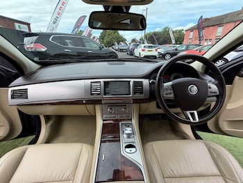 Used Jaguar XF 2011 for sale - 78969317: Photo