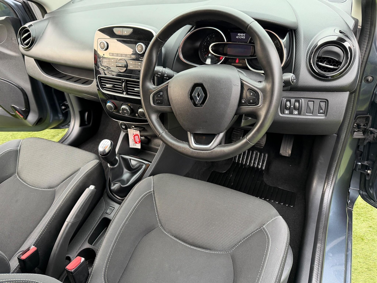 Used Renault Clio 2024 for sale - 77175815: Photo 3