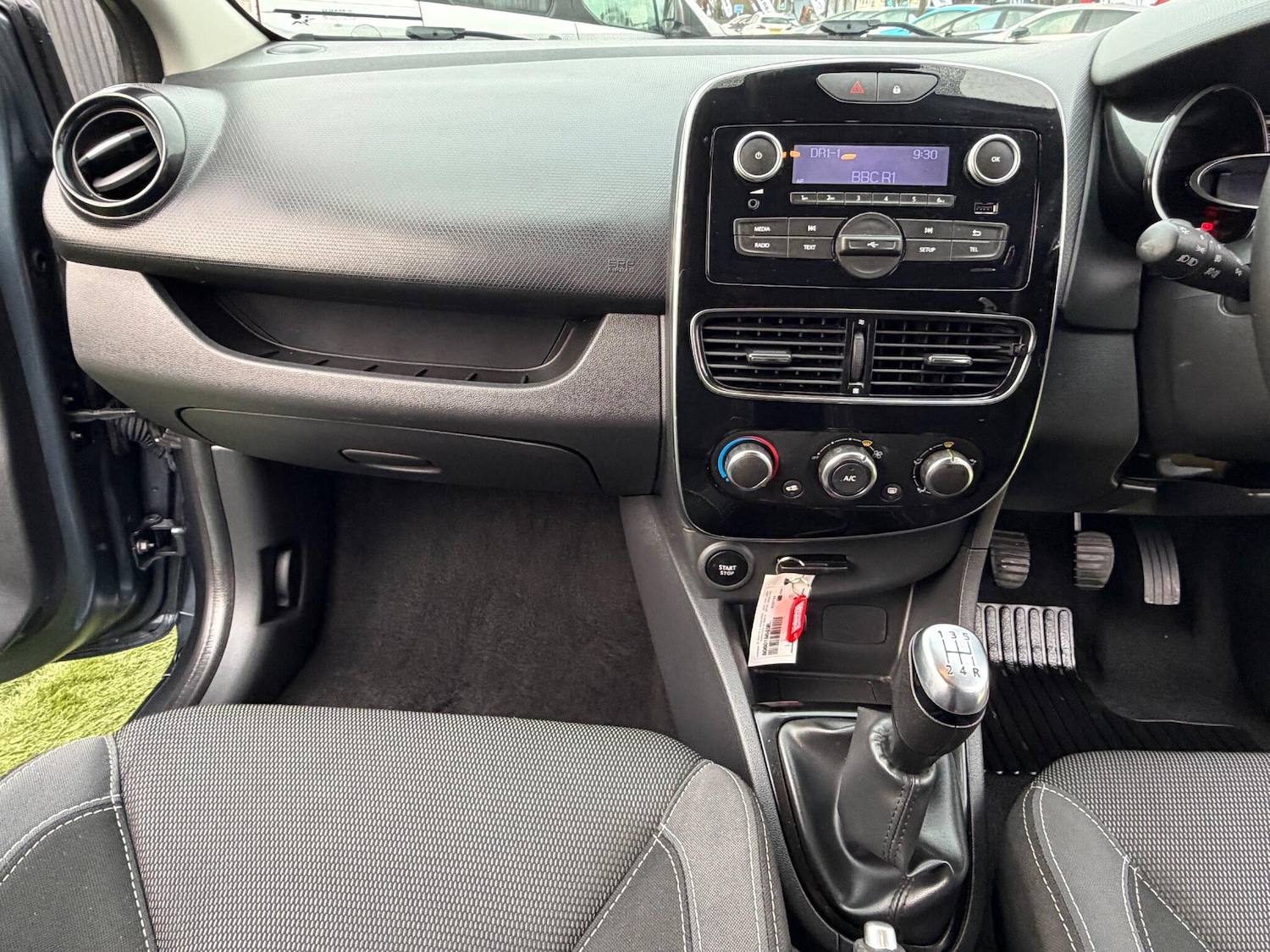 Used Renault Clio 2024 for sale - 77175815: Photo 33