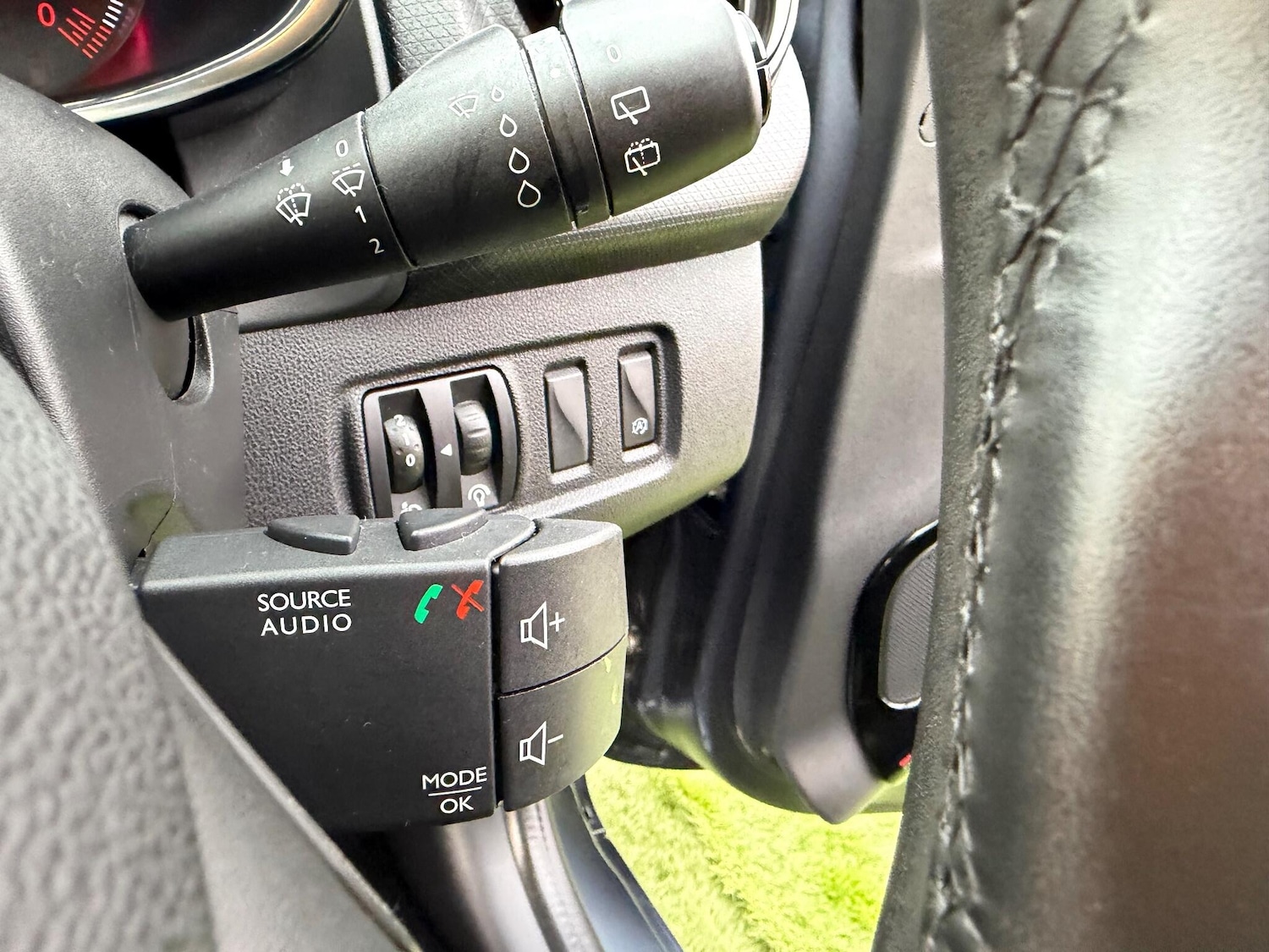 Used Renault Clio 2024 for sale - 77175815: Photo 41