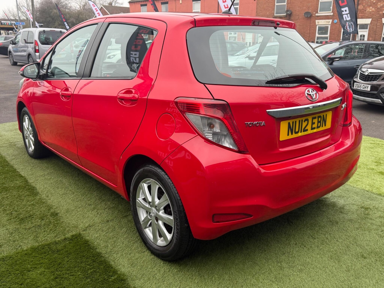 Used Toyota Yaris 2012 for sale - 77425774: Photo 14