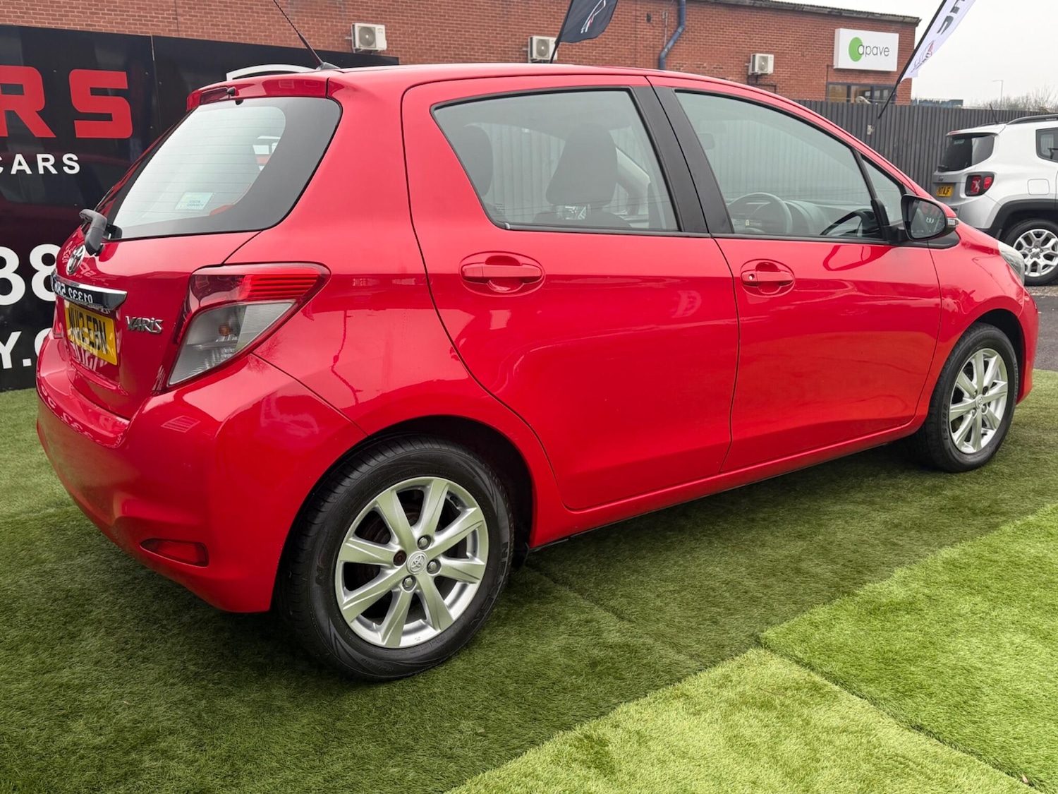 Used Toyota Yaris 2012 for sale - 77425774: Photo 17