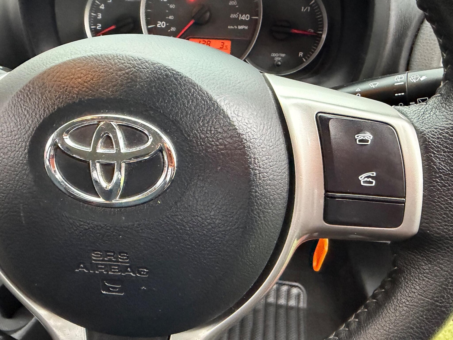 Used Toyota Yaris 2012 for sale - 77425774: Photo 23