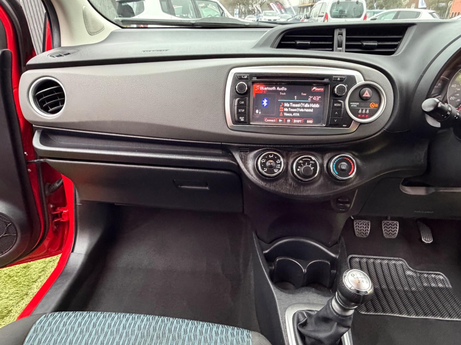 Used Toyota Yaris 2012 for sale - 77425774: Photo 40