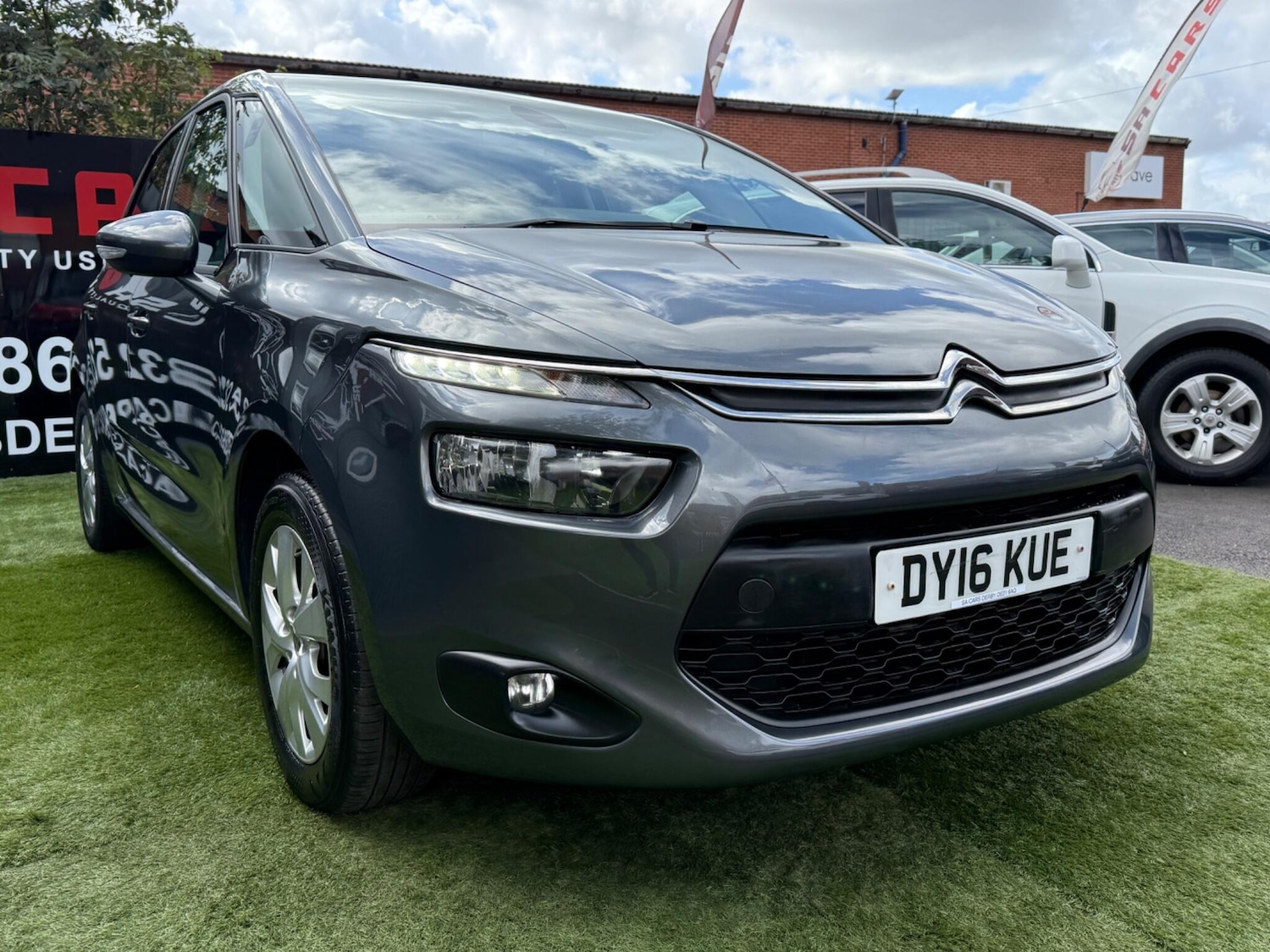 Used Citroen C4 Picasso 2016 for sale - 76703605: Photo 12