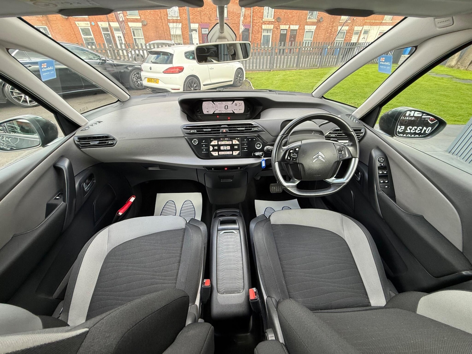 Used Citroen C4 Picasso 2016 for sale - 76703605: Photo 28