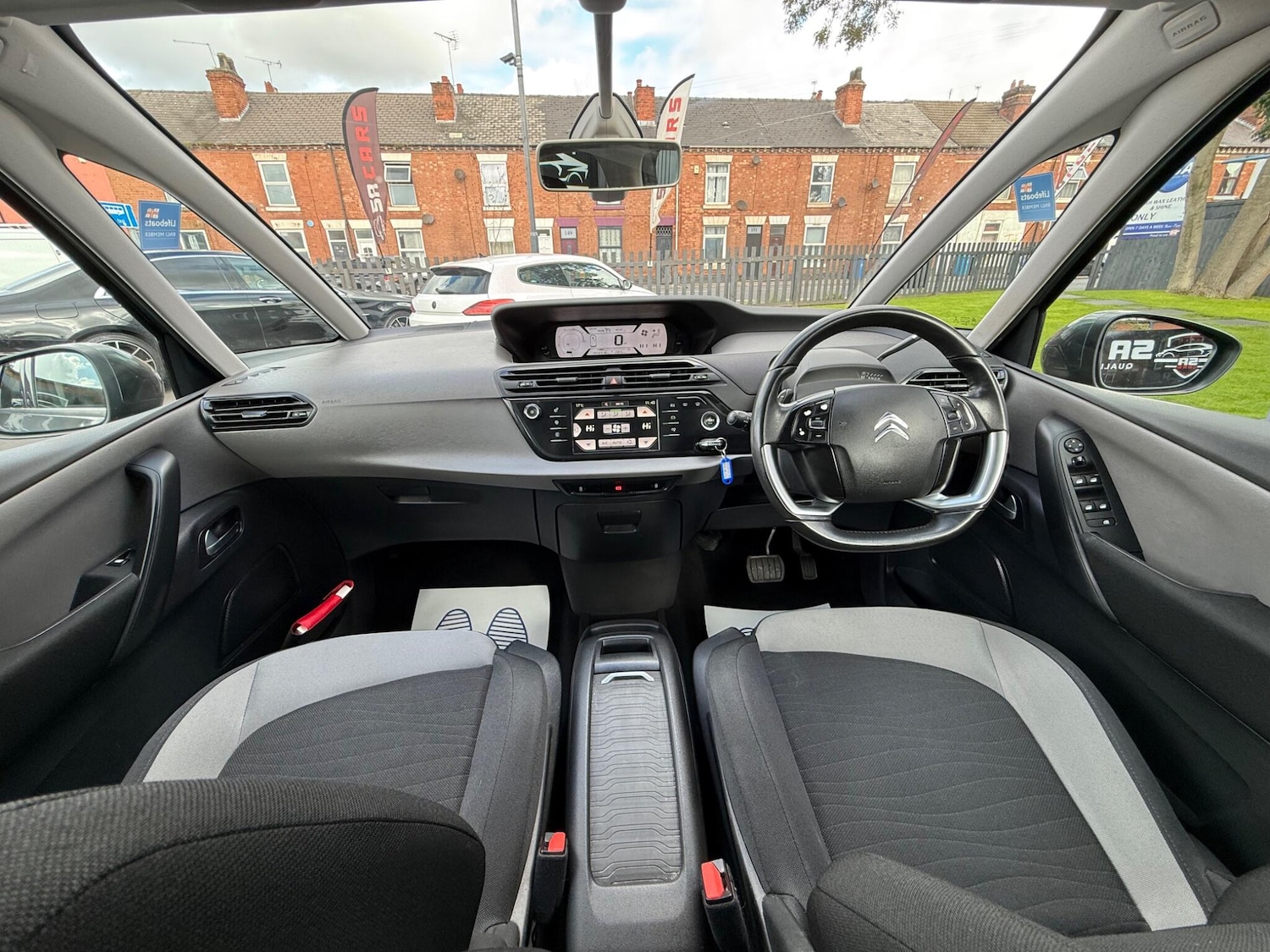 Used Citroen C4 Picasso 2016 for sale - 76703605: Photo 29