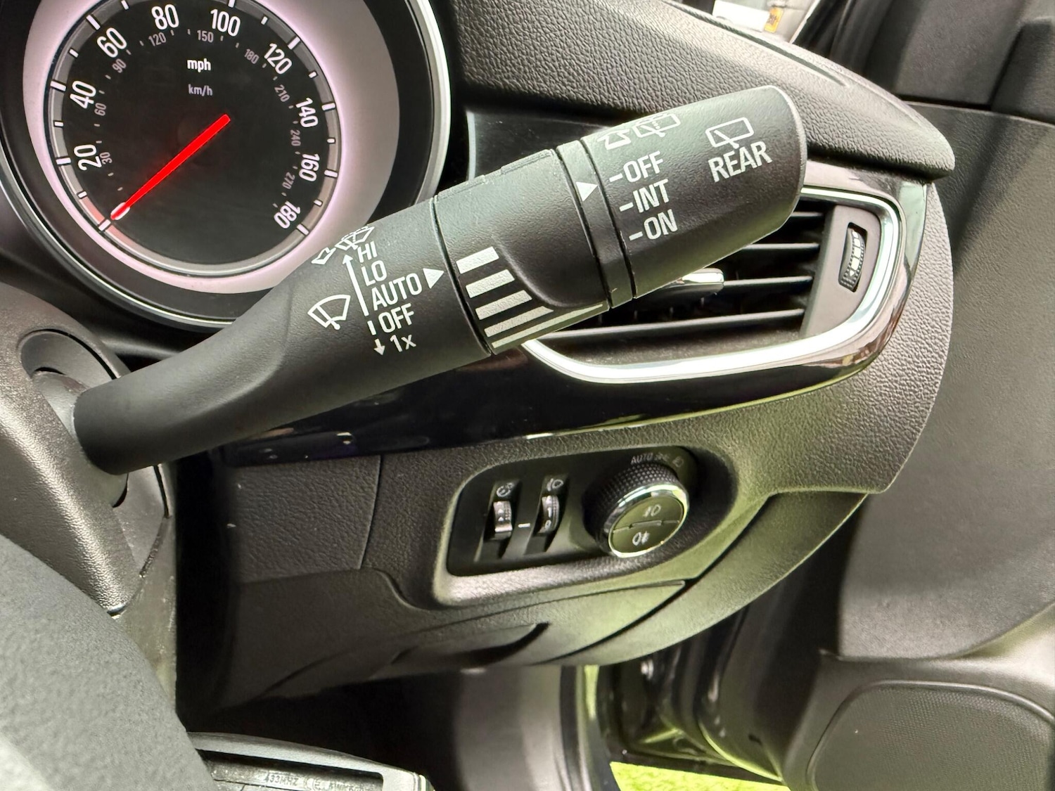 Used Vauxhall Astra 2015 for sale - 76952269: Photo 20