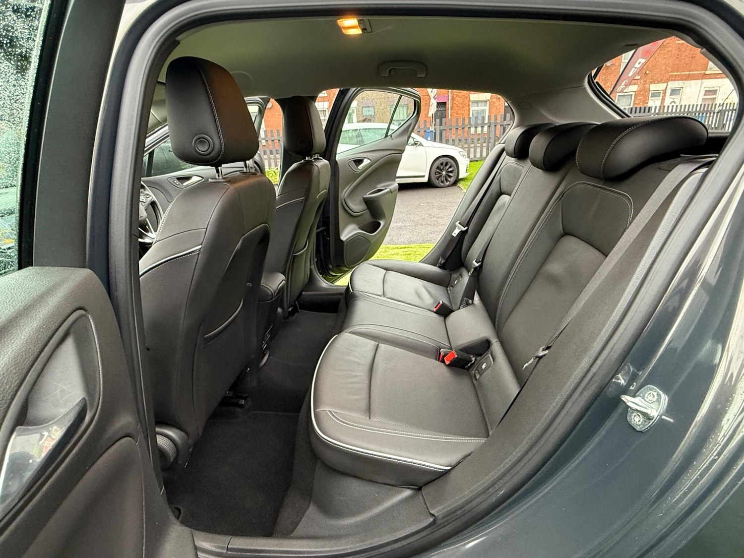 Used Vauxhall Astra 2015 for sale - 76952269: Photo 29