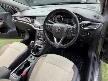 Used Vauxhall Astra 2017 for sale - 78608826: Photo