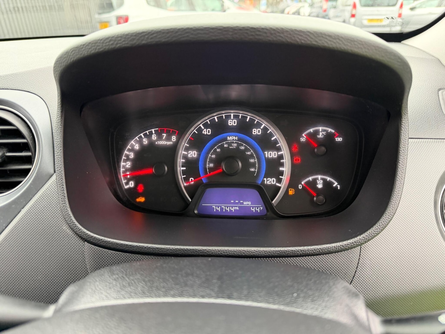 Used Hyundai i10 2018 for sale - 77411426: Photo 21