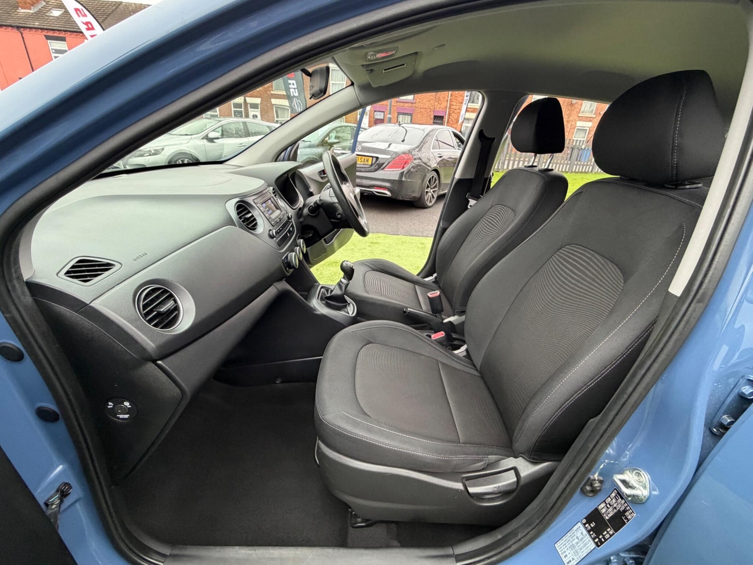 Used Hyundai i10 2018 for sale - 77411426: Photo 31