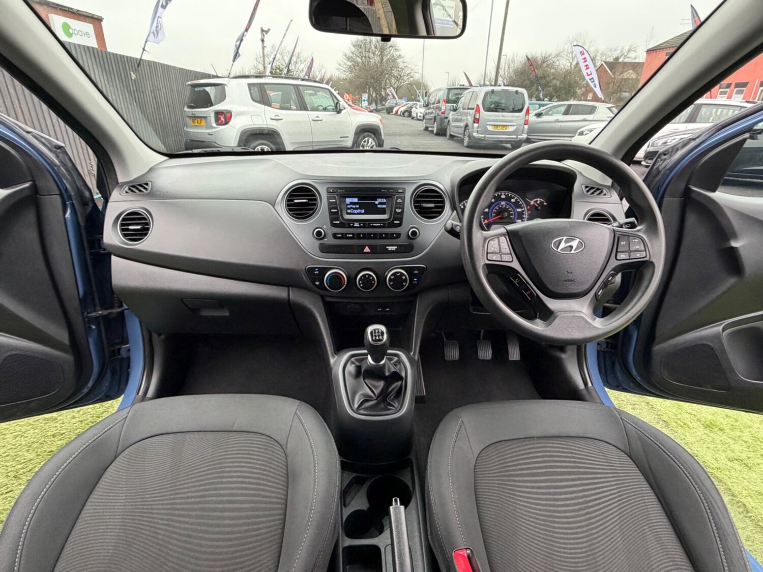 Used Hyundai i10 2018 for sale - 77411426: Photo 39