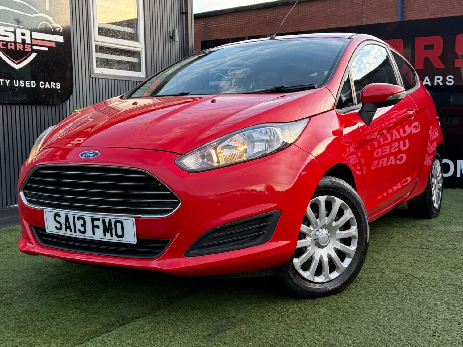 Used Ford Fiesta 2013 for sale - 76743165: Photo 1