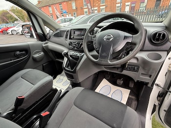Used Nissan NV200 2015 for sale - 76060014: Photo