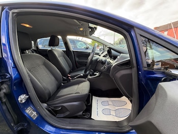 Used Ford Fiesta 2018 for sale - 74521138: Photo