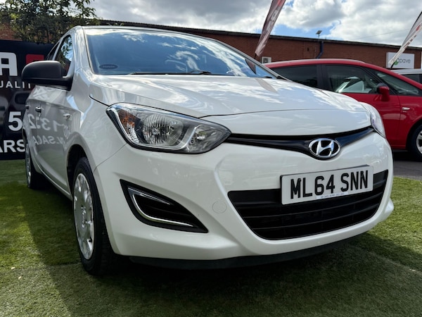 Used Hyundai i20 2014 for sale - 76042638: Photo 12