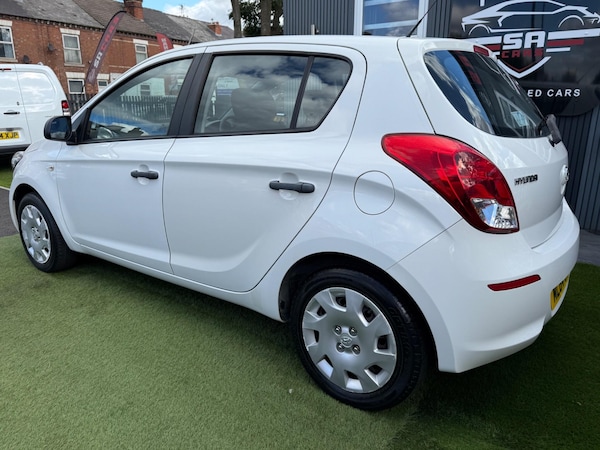 Used Hyundai i20 2014 for sale - 76042638: Photo 16