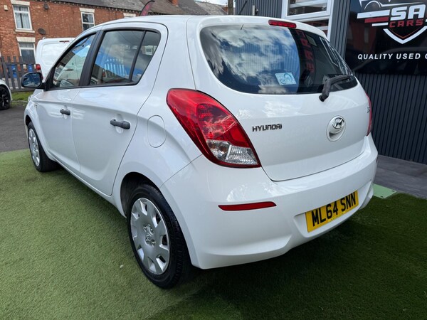 Used Hyundai i20 2014 for sale - 76042638: Photo 18