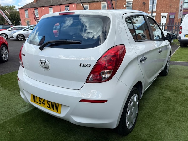 Used Hyundai i20 2014 for sale - 76042638: Photo 19