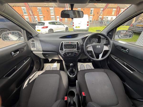 Used Hyundai i20 2014 for sale - 76042638: Photo 29