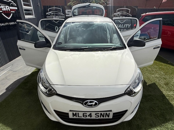 Used Hyundai i20 2014 for sale - 76042638: Photo 47