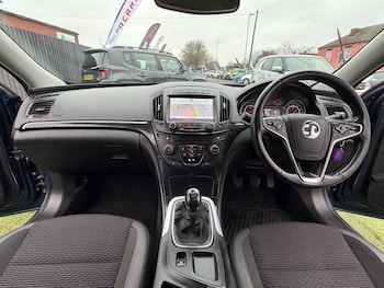 Used Vauxhall Insignia 2015 for sale - 77331012: Photo