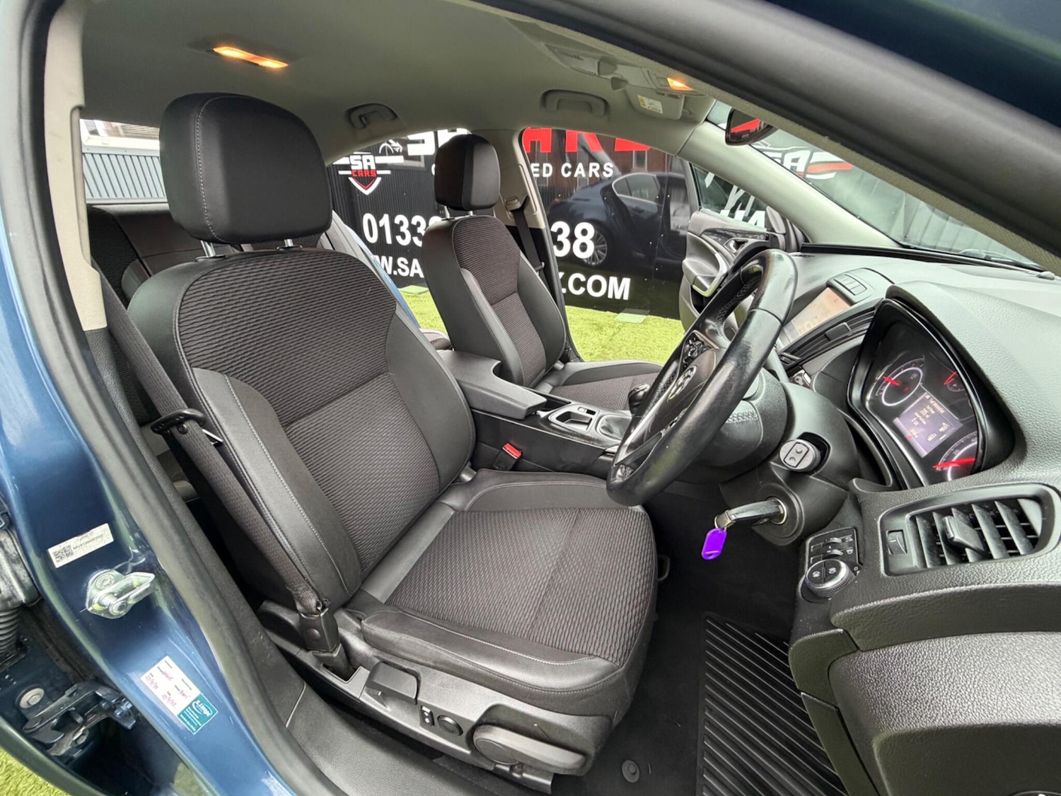 Used Vauxhall Insignia 2015 for sale - 77331012: Photo 32