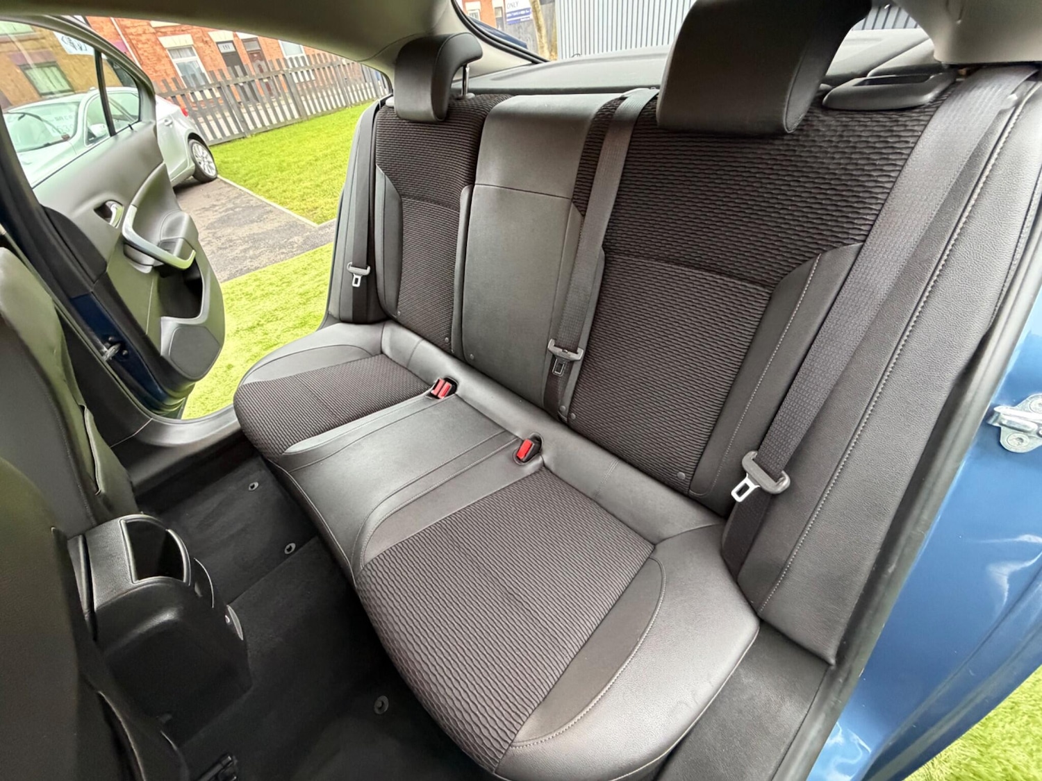 Used Vauxhall Insignia 2015 for sale - 77331012: Photo 37