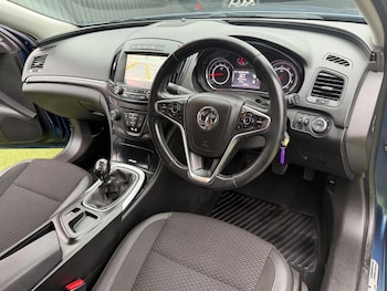Used Vauxhall Insignia 2015 for sale - 77331012: Photo