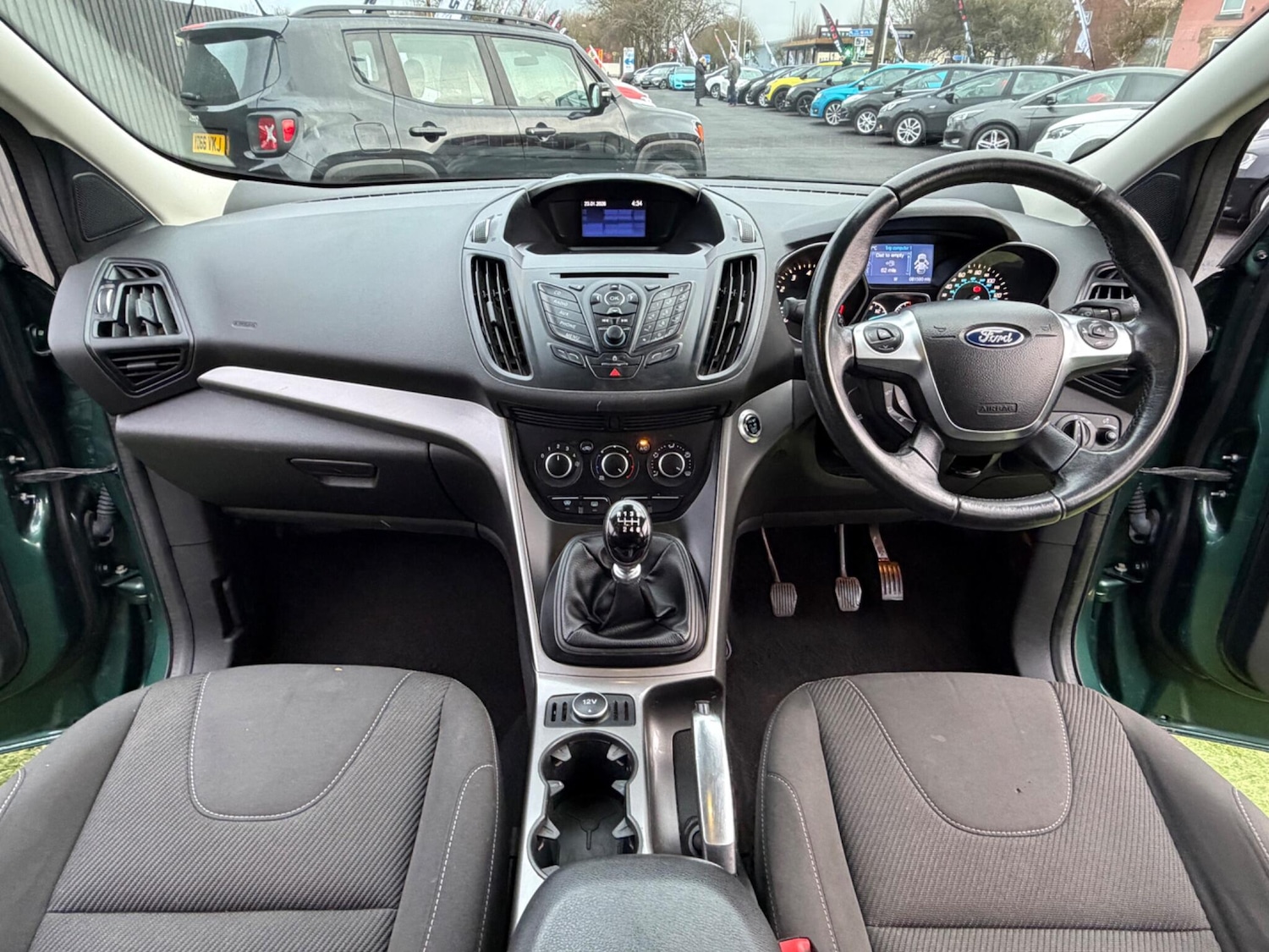 Used Ford Kuga 2016 for sale - 77306222: Photo 2