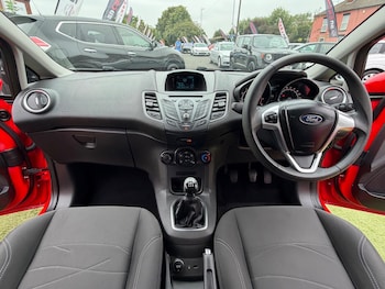 Used Ford Fiesta 2015 for sale - 79224212: Photo