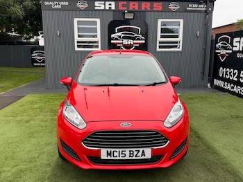 Used Ford Fiesta 2015 for sale - 79224212: Photo