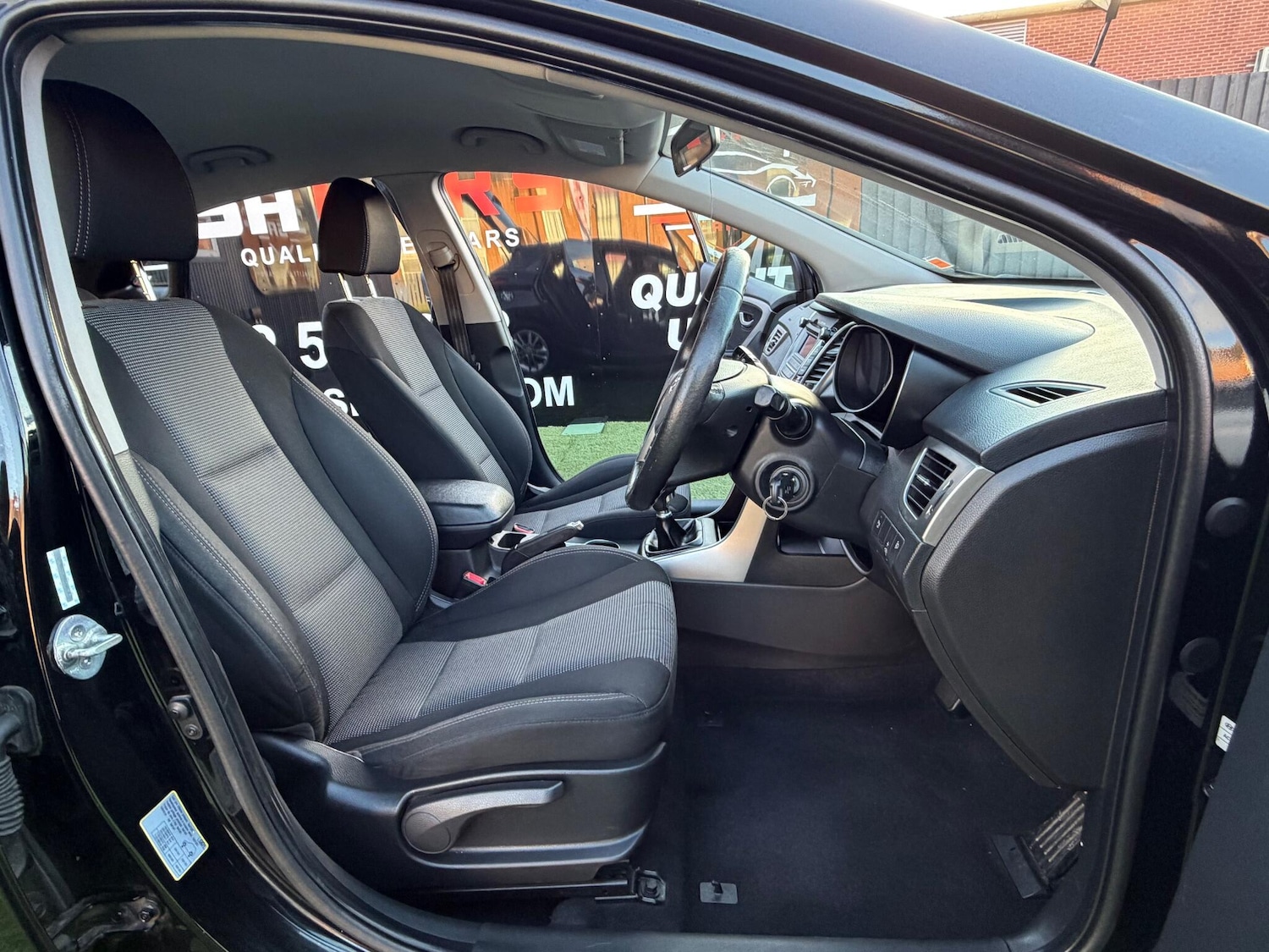 Used Hyundai i30 2012 for sale - 77131706: Photo 27