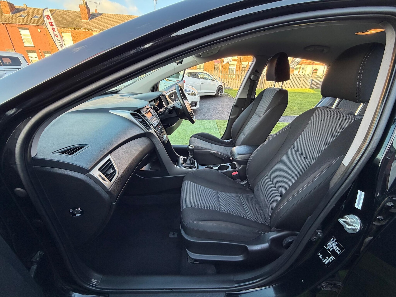 Used Hyundai i30 2012 for sale - 77131706: Photo 29