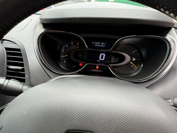 Used Renault Captur 2014 for sale - 75174893: Photo 32
