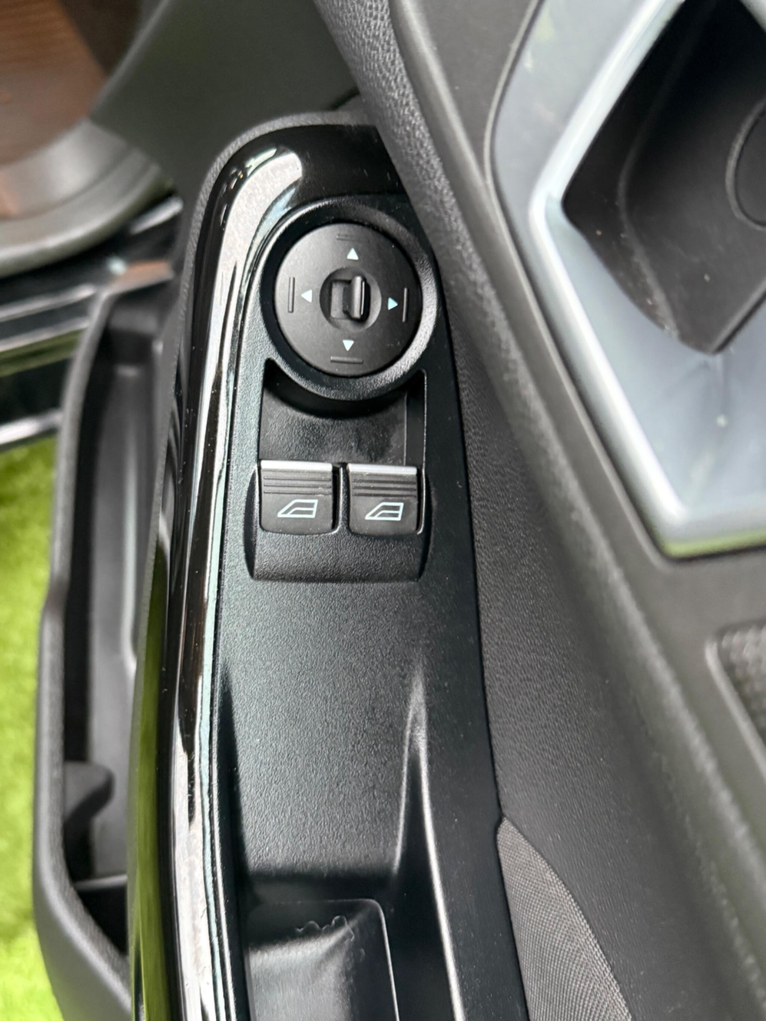 Used Ford Fiesta 2017 for sale - 77040317: Photo 23