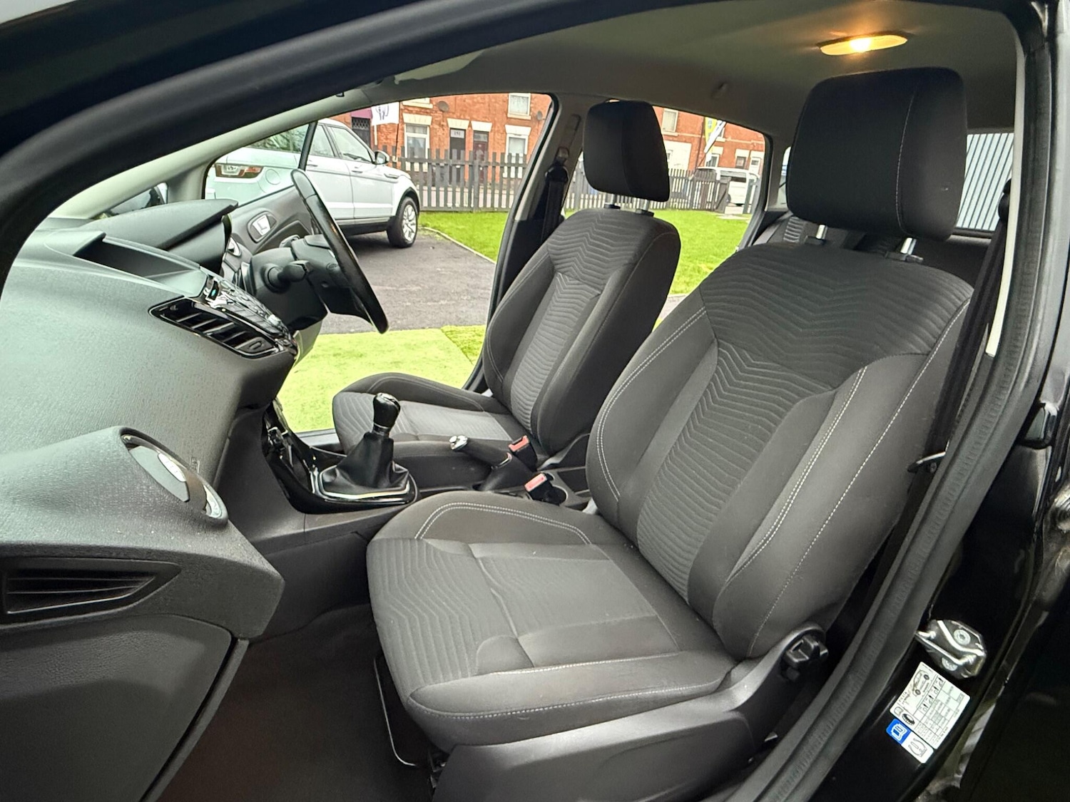 Used Ford Fiesta 2017 for sale - 77040317: Photo 29